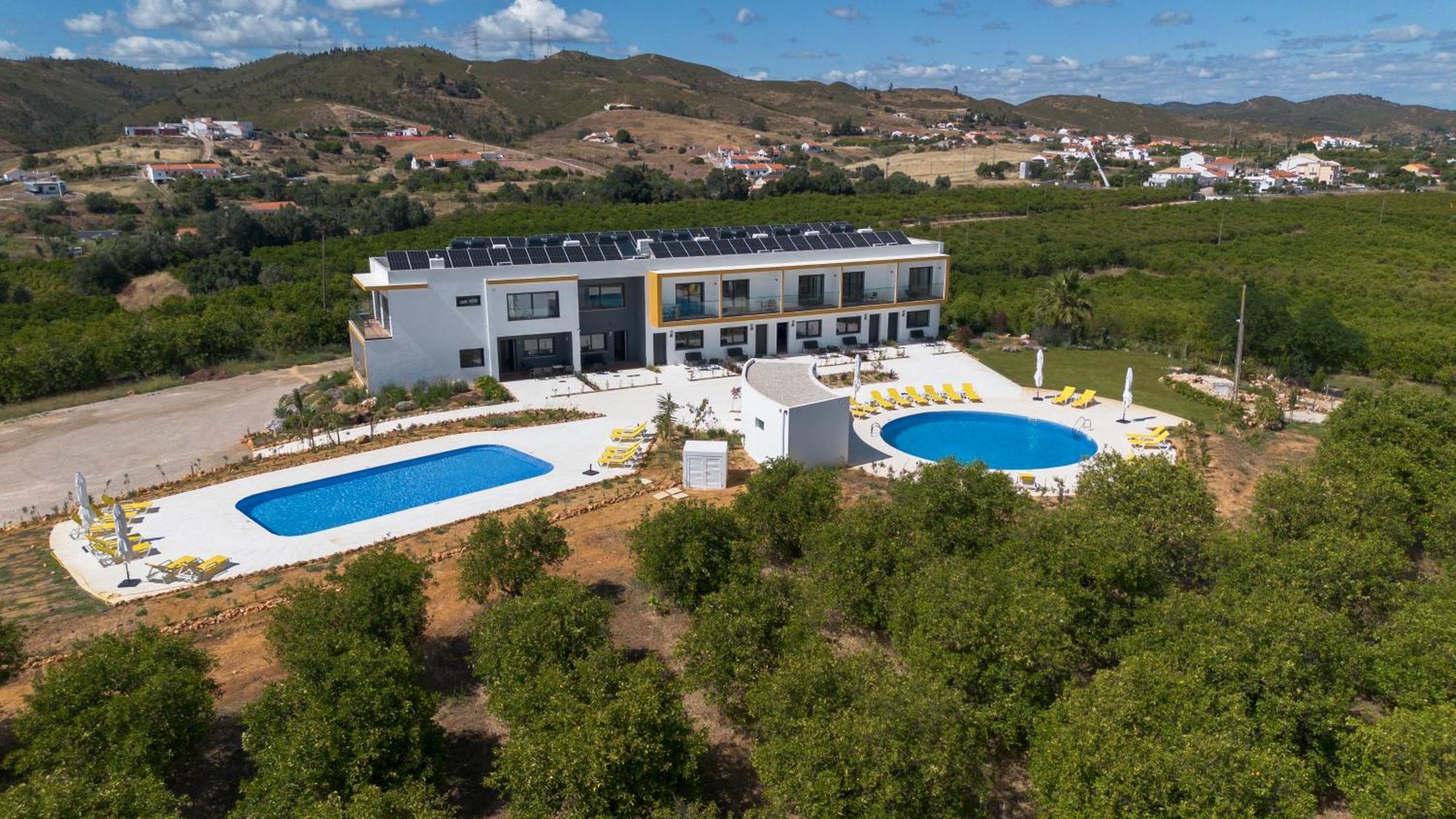 Orange Grove Residence Силвес Екстериор снимка