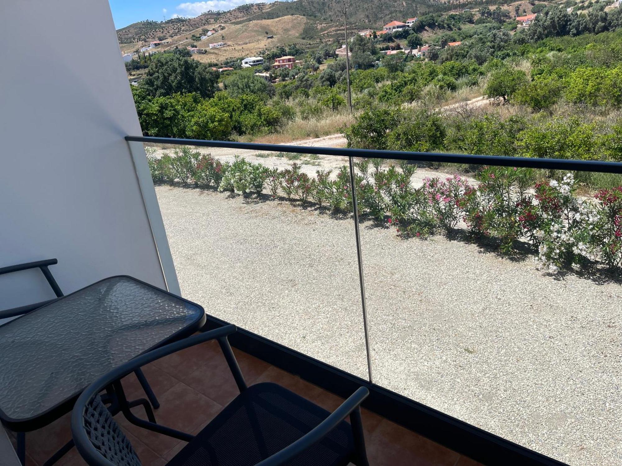 Orange Grove Residence Силвес Екстериор снимка